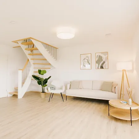 Kuesten Grachten 2 Direkte Wasserlage, Terrasse, 76qm, Neubaugebiet Apartment