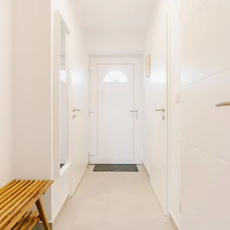 Kuesten Grachten 2 Direkte Wasserlage, Terrasse, 76qm, Neubaugebiet Apartment
