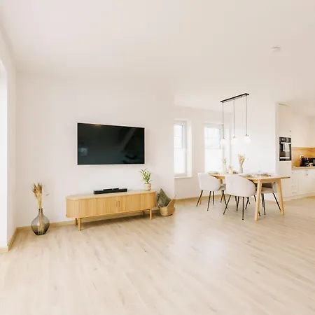 Kuesten Grachten 2 Direkte Wasserlage, Terrasse, 76qm, Neubaugebiet Апартаменты Гретзиль