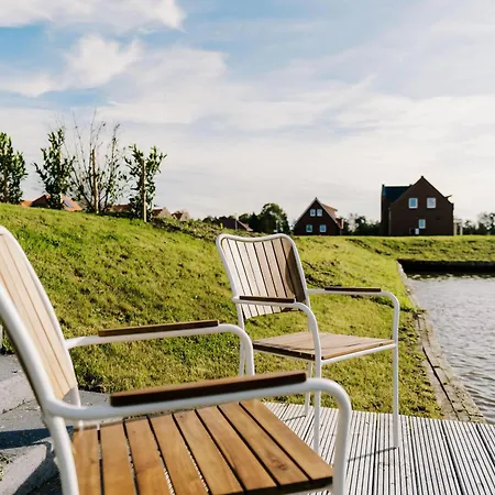 Kuesten Grachten 2 Direkte Wasserlage, Terrasse, 76qm, Neubaugebiet Nyaraló *