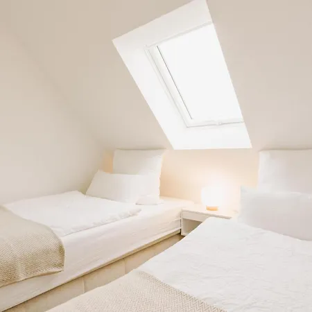 Nyaraló Kuesten Grachten 2 Direkte Wasserlage, Terrasse, 76qm, Neubaugebiet *